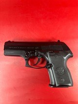 Beretta 8000 D Mini Cougar 9mm 3.7