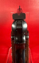 1995 Belgium Browning Hi power, 40 S&W. 2x10rd mags. Walnut Grips. LNIB. - 6 of 13
