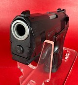 Beretta Px4 Storm Sub-Compact 40 S&W 3