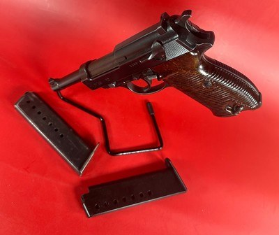WWII Mauser / Walther P38 BYF 44 9mm 2 mags Excellent Condition