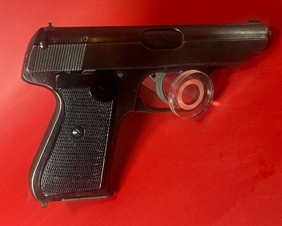 German Army WWII JP Sauer & Sohn, Suhl Model 38H 7.65 .32 ACP Excellent. - Image 11 of 14