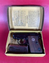 1973 COLT JUNIOR 25 ACP. Box w manual. Excellent condition. American made. - Image 1 of 14