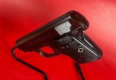 1915 Colt M1908 Vest Pocket Hammerless .25 ACP Excellent Condition - Image 1 of 12