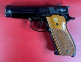 Smith & Wesson Model S&W 39-2 1970s Excellent condition. Collectors - 11 of 13