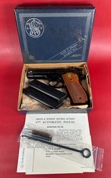 Smith & Wesson Model S&W 39-2 1970s Excellent condition. Collectors - 1 of 13