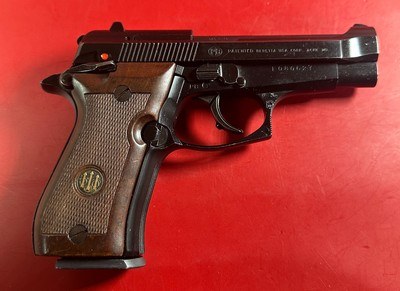 1991 Beretta 84 F Cheetah 380 ACP, 2-13 rd mags Italy Excellent Condition - Image 11 of 13