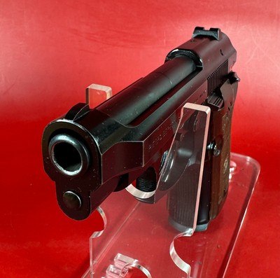 1991 Beretta 84 F Cheetah 380 ACP, 2-13 rd mags Italy Excellent Condition - Image 4 of 13