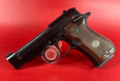 1991 Beretta 84 F Cheetah 380 ACP, 2-13 rd mags Italy Excellent Condition - Image 2 of 13