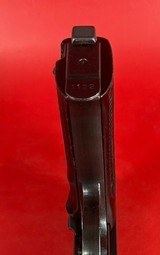WWII 1944 WALTHER P38 CYQ Spreewerk. 9mm 2mags Holster. Excellent condition - Image 8 of 18