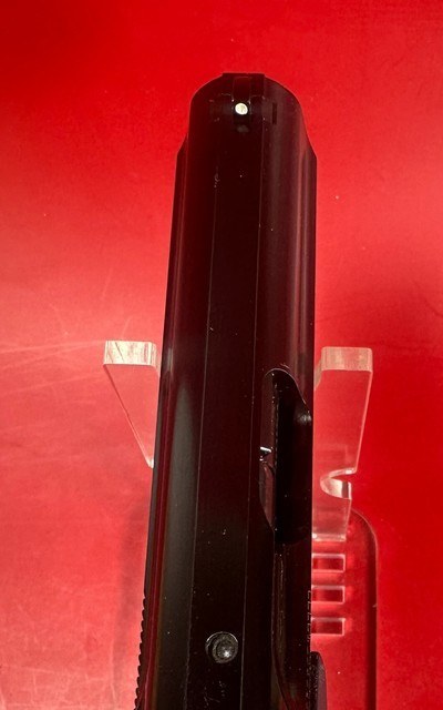 Beretta 8000 F Cougar 9mm 3.6