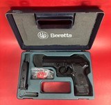 Beretta 8040 D Mini Cougar 40 S&W. 3.7