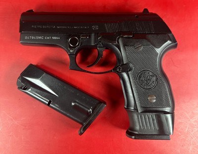 Beretta 8040 D Mini Cougar 40 S&W. 3.7