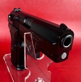 Beretta 8040 F Cougar 40 S&W 3.7