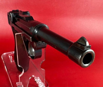 WWI 1915 DWM Luger P08 9mm Luger. Matching. Holster. 2 mags. Excellent - Image 5 of 17