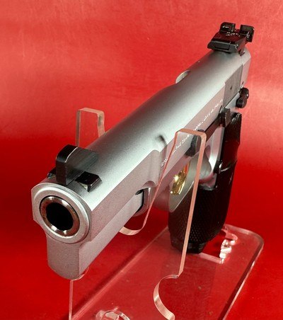 1996 Browning Hi power, Silver Chrome, Gold Trigger, Adj Sights, 9mm 2-10rd - Image 4 of 13