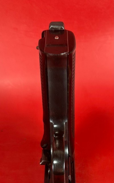 WWII 1943 WALTHER P38 CYQ Spreewerk. 9mm. 2 mags. Excellent condition. - Image 8 of 15