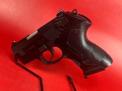 Beretta Px4 Storm Sub-Compact 40 S&W 3