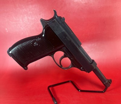 WWII 1944 WALTHER P38 CYQ Spreewerk. 9mm 2mags Holster. Excellent condition - Image 3 of 18