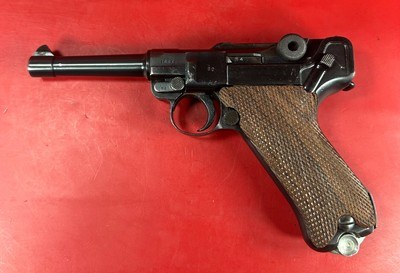 WWII 1938 Mauser P08 Luger S/42 9mm. Holster. 2 Mags. Excellent condition - Image 12 of 17