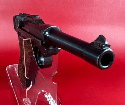 WWII 1938 Mauser P08 Luger S/42 9mm. Holster. 2 Mags. Excellent condition - Image 5 of 17