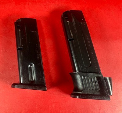 Beretta 8040 F Mini Cougar 40 S&W. 3.7