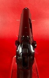 Beretta 8040 F Mini Cougar 40 S&W. 3.7