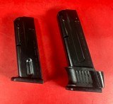 Beretta 8040 F Mini Cougar 40 S&W. 3.7