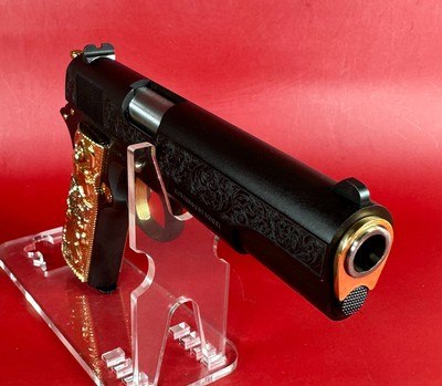 STUNNING Colt 1911. Engraved, Gold Plated Parts & Grips. 45 ACP. NIB - Image 5 of 16
