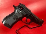 1990 Beretta 84 F Cheetah 380 ACP, 2-13 rd mags Italy Excellent Condition - Image 2 of 12