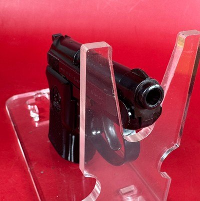 Beretta Model 20 25ACP Tip Up Barrel. 2 mags. Excellent condition. Rare - Image 5 of 13
