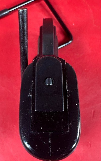 Beretta Model 20 25ACP Tip Up Barrel. 2 mags. Excellent condition. Rare - Image 9 of 13