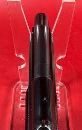 Beretta Model 20 25ACP Tip Up Barrel. 2 mags. Excellent condition. Rare - Image 7 of 13