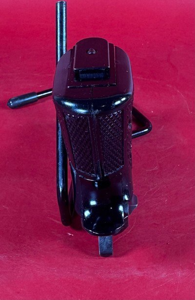 Beretta Model 20 25ACP Tip Up Barrel. 2 mags. Excellent condition. Rare - Image 10 of 13