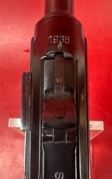 German 1936 Mauser P08 Luger S/42 9mm. Holster. 2 Mags. Excellent condition - Image 8 of 17