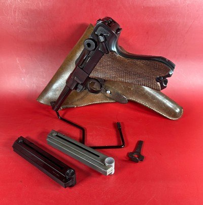 German 1936 Mauser P08 Luger S/42 9mm. Holster. 2 Mags. Excellent condition - Image 1 of 17