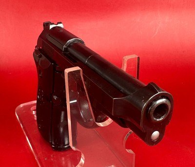 Original Beretta 81 Cheetah 32 ACP, 2-12 rd mags Italy Excellent Condition - Image 5 of 14