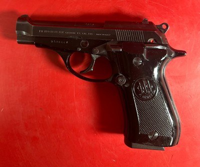 Original Beretta 81 Cheetah 32 ACP, 2 mags. Italy. Excellent Condition - Image 12 of 13