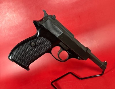 Walther P1 - P38 West German Military 9mm. 2 mags. BW stamped. Excellent - Image 3 of 15