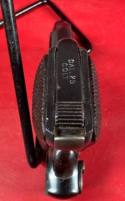 1926 Colt M1908 Vest Pocket Hammerless .25 ACP. Walnut. Case hardened. - Image 8 of 12