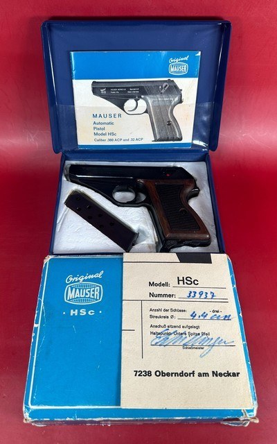 Mauser HSc .380 ACP. Original Box. Test Target. Manual. Excellent condition - Image 1 of 15