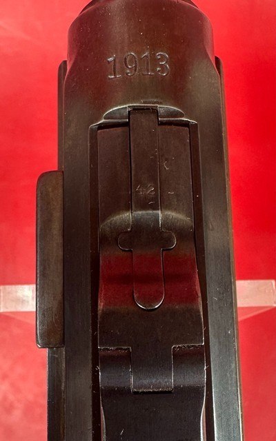 WWI 1913 DWM Luger P08 9mm Luger. All matching. 2 mags. Excellent - Image 8 of 14