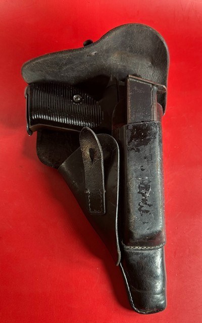 WWII GERMAN 1944 Walther P38 AC44 9mm. 1944 Holster. Excellent Condition - Image 16 of 19