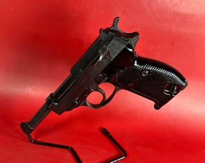 WWII GERMAN 1944 Walther P38 AC44 9mm. 1944 Holster. Excellent Condition - Image 2 of 19