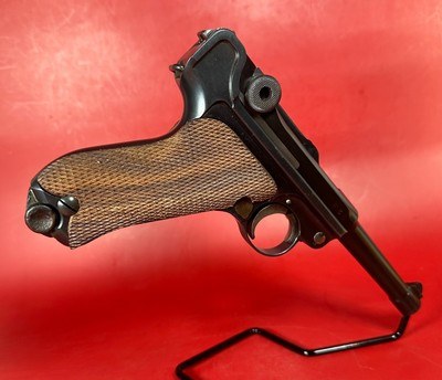 WWI 1910 DWM Luger P08 9mm Luger. 2 mags. Tool. Excellent Condition - Image 3 of 12