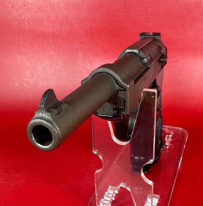Walther P38 West German Military 9mm. Holster. 2 mags. Excellent Condition - Image 4 of 15