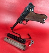 WWI 1918 DWM Luger P08 9mm Luger. 2 mags. Tool. Excellent Condition - Image 1 of 14