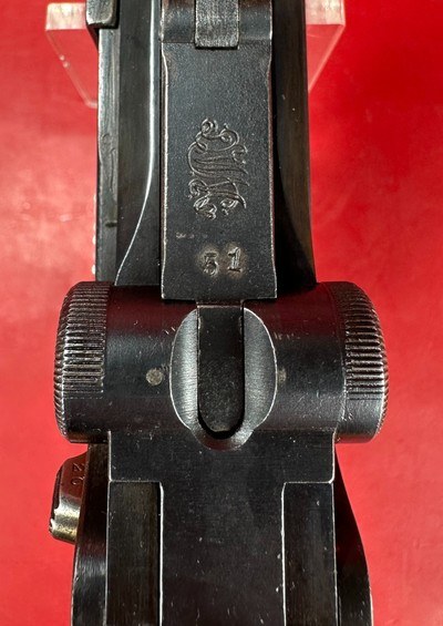 WWI 1918 DWM Luger P08 9mm Luger. 2 mags. Tool. Excellent Condition - Image 8 of 14
