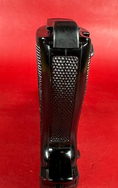 Walther P1 - P38 West German Military 9mm. Holster. 2 mags. Excellent condition - Image 10 of 15