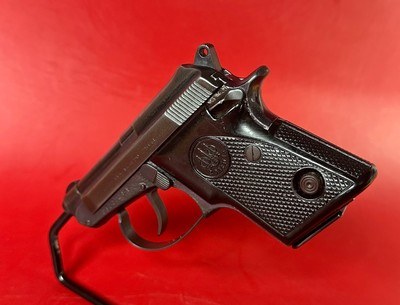 Beretta Model 20 25ACP Tip Up Barrel. 2 mags. Holster. Rare - Image 3 of 14