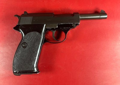 Walther P38 West German Military 9mm. Holster. 2 mags. Excellent condition - Image 11 of 13